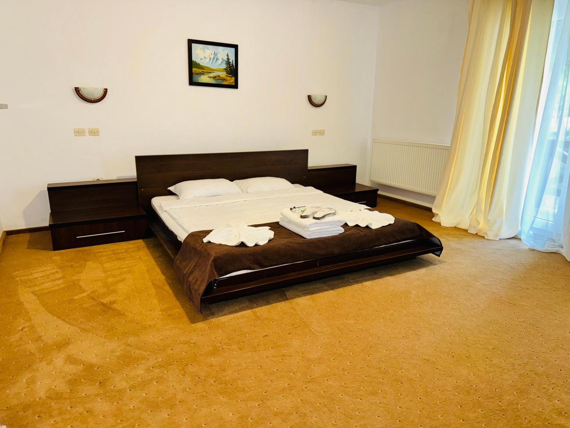 Hotel Sunray-Vilagalbena à Poiana Brasov Extérieur photo